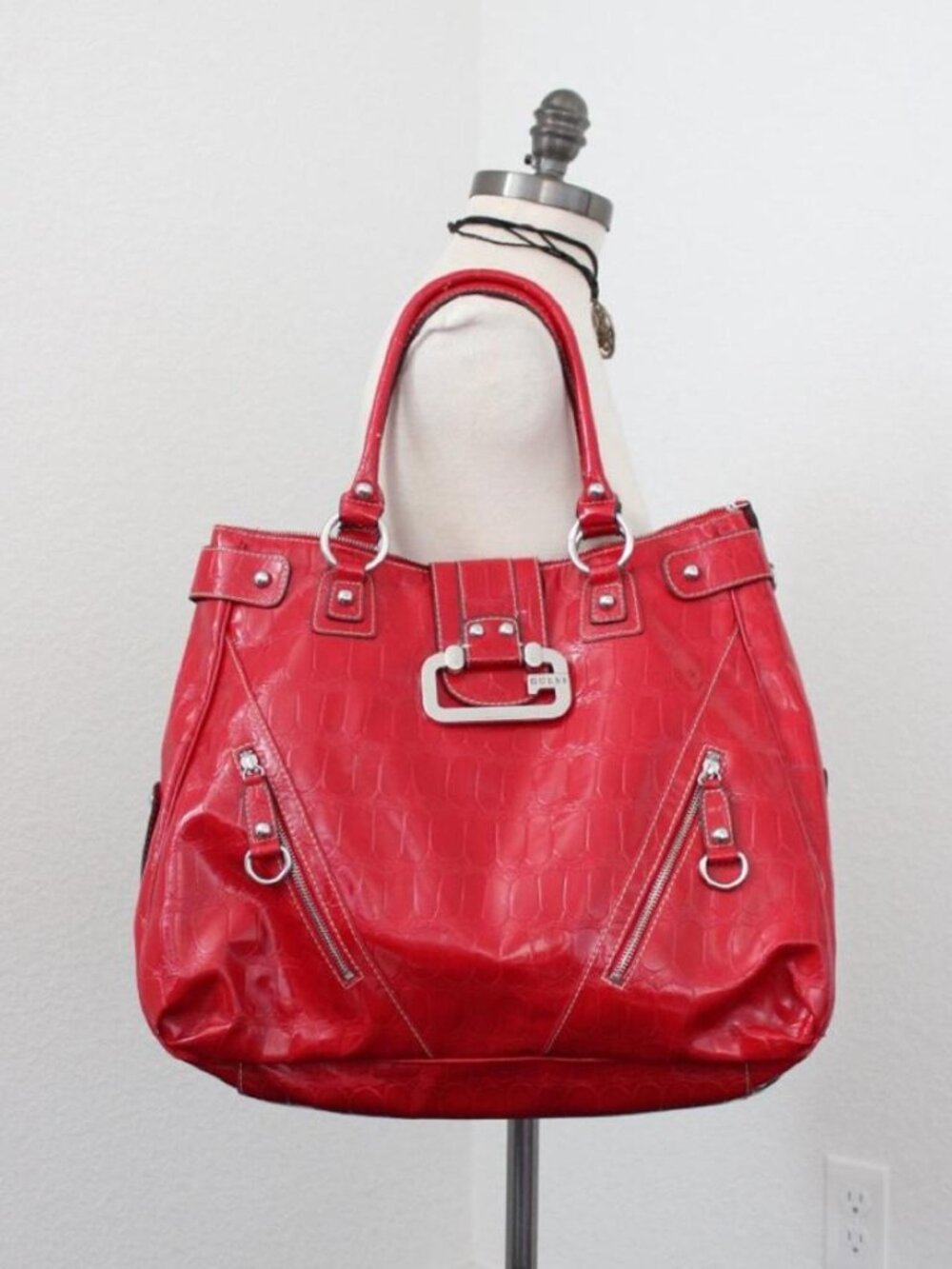 Y2k vintage Guess croc embossed patent leather large shoulder bag